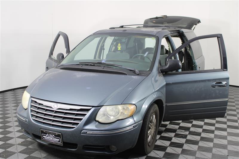 used 2007 Chrysler Town & Country car, priced at $5,995
