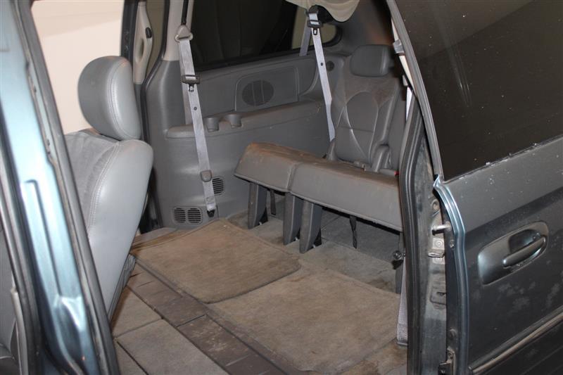 used 2007 Chrysler Town & Country car, priced at $5,995