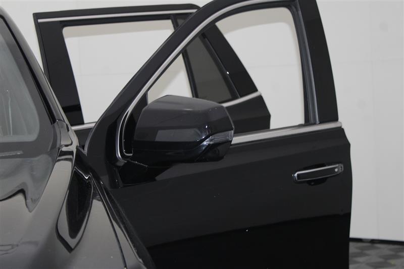 used 2021 GMC Yukon car, priced at $43,995