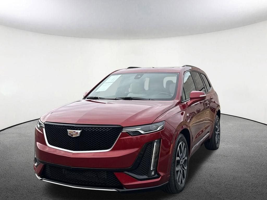 used 2023 Cadillac XT6 car, priced at $40,269