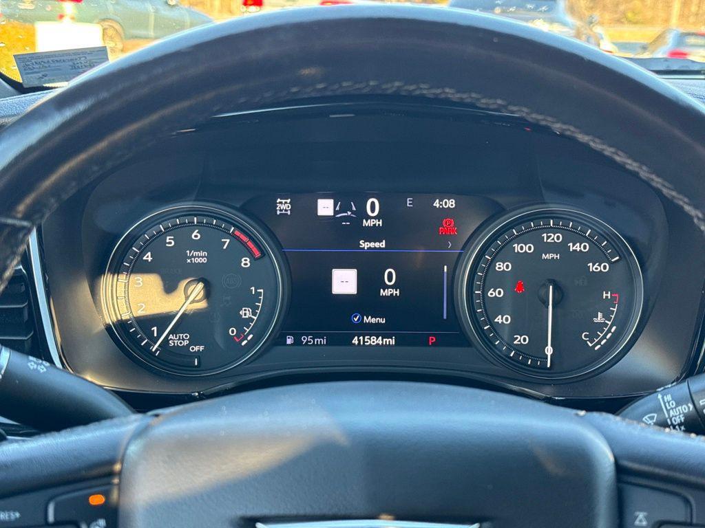 used 2024 Cadillac XT6 car, priced at $36,600