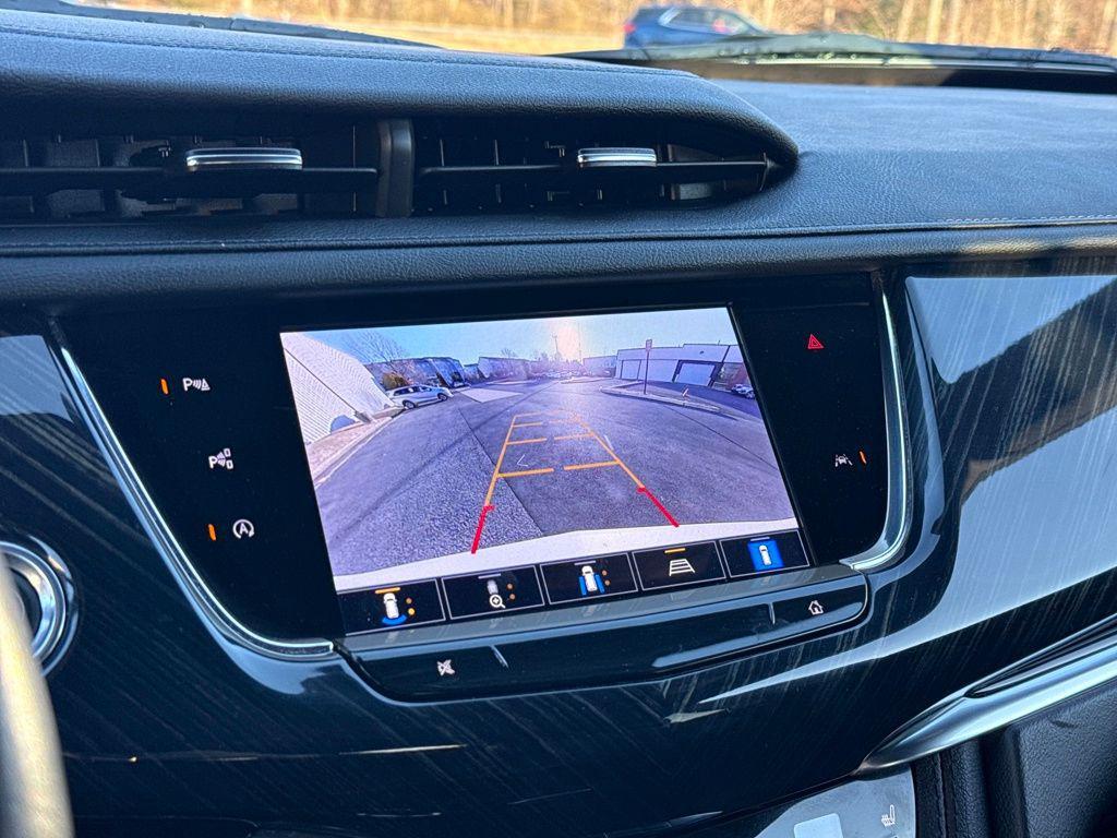 used 2024 Cadillac XT6 car, priced at $36,600