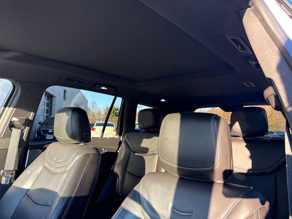 used 2024 Cadillac XT6 car, priced at $36,600