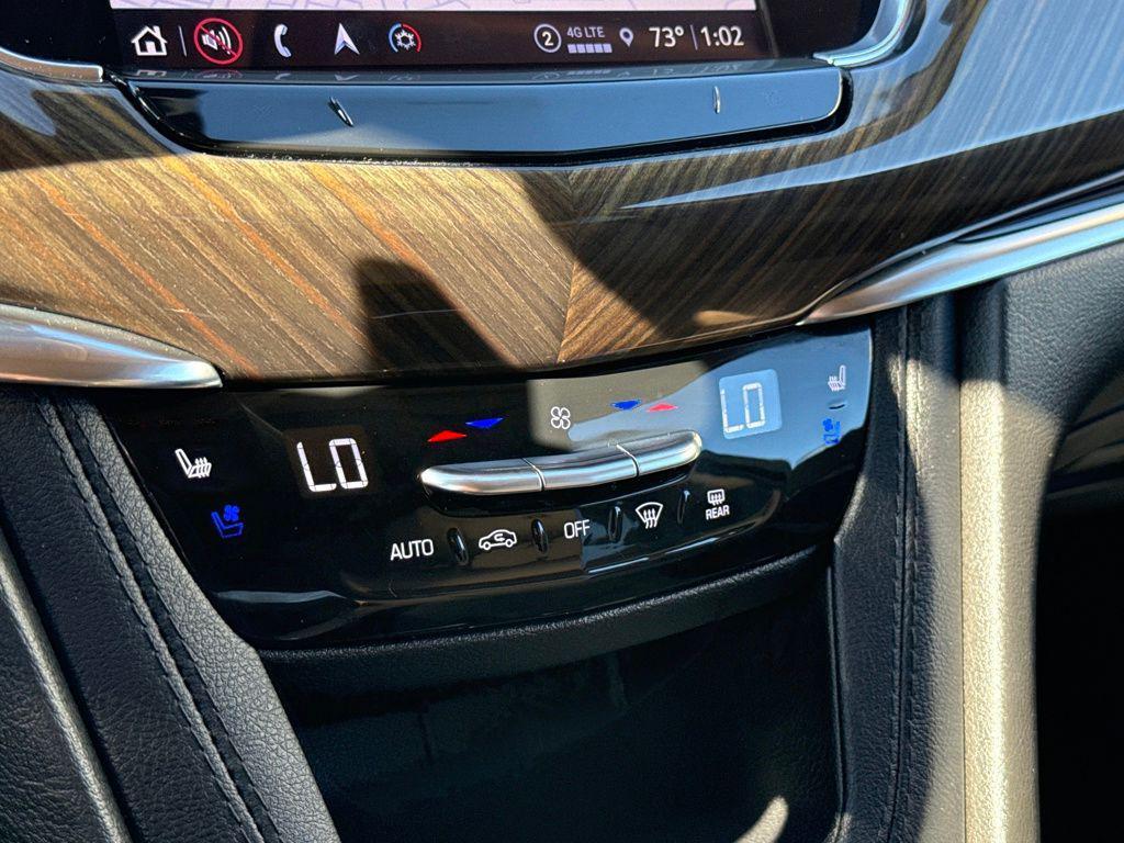 used 2023 Cadillac XT6 car, priced at $35,700