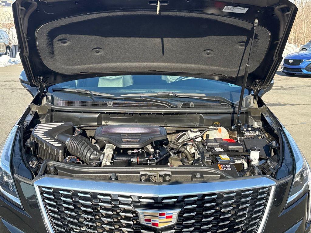 used 2024 Cadillac XT5 car, priced at $34,046