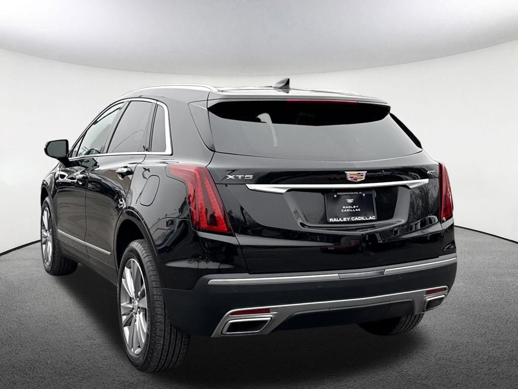 used 2025 Cadillac XT5 car, priced at $40,747