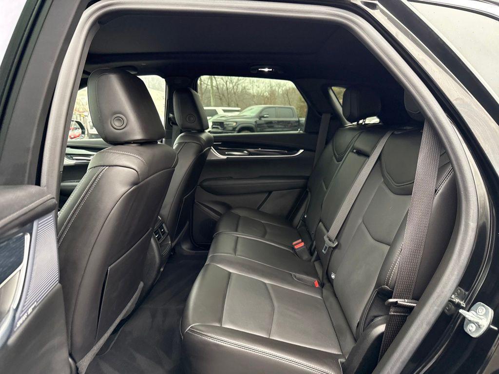 used 2025 Cadillac XT5 car, priced at $40,747
