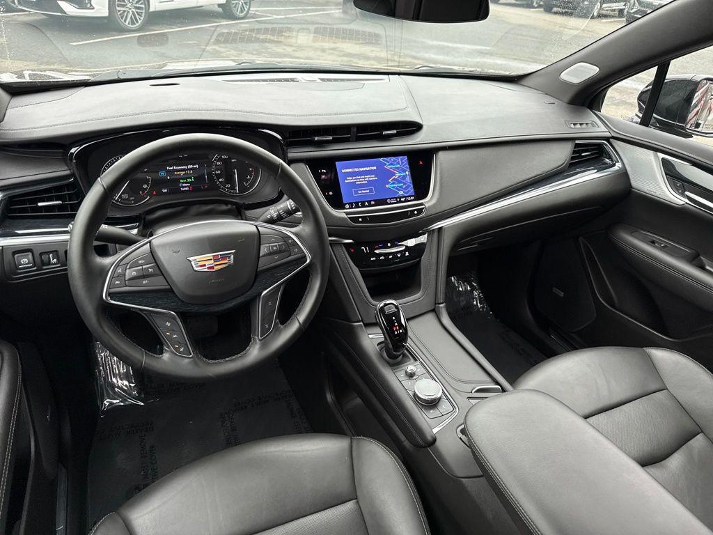 used 2025 Cadillac XT5 car, priced at $40,747