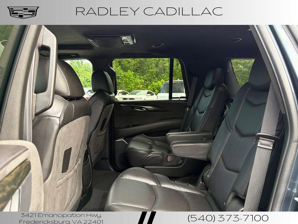 used 2020 Cadillac Escalade car, priced at $48,813