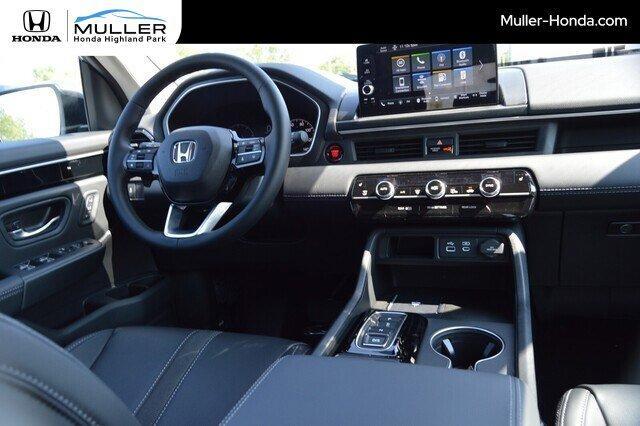 new 2025 Honda Pilot car, priced at $47,825