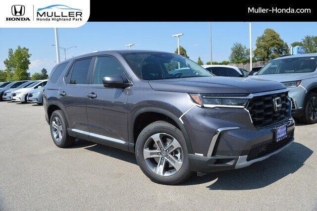 new 2025 Honda Pilot car, priced at $47,825