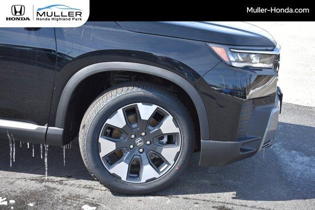 new 2026 Honda Pilot car, priced at $55,740