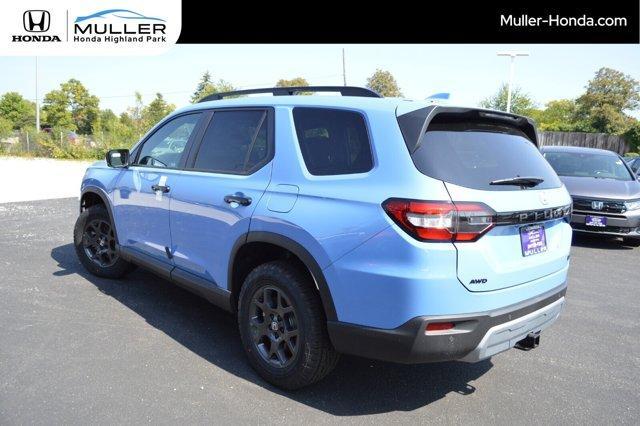 new 2025 Honda Pilot car, priced at $51,830