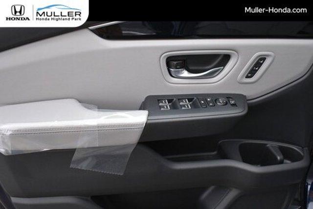 new 2025 Honda Pilot car, priced at $51,550