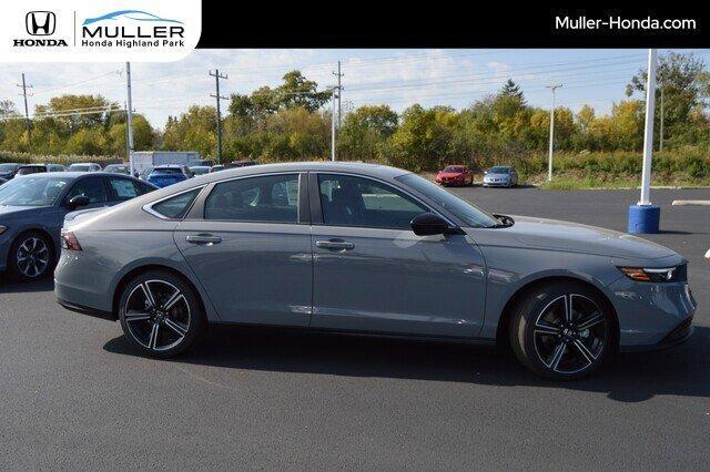new 2025 Honda Accord Hybrid car, priced at $35,305