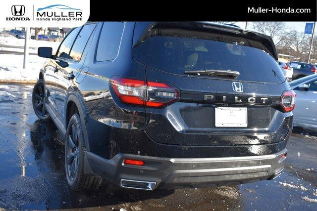 used 2025 Honda Pilot car, priced at $49,284