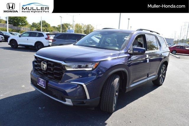 new 2025 Honda Pilot car, priced at $51,825