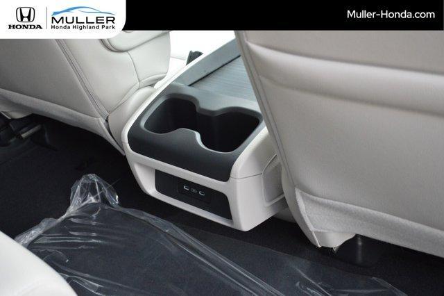 new 2026 Honda Odyssey car, priced at $45,340