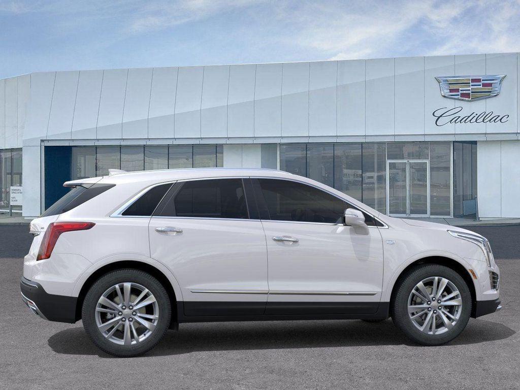 new 2026 Cadillac XT5 car, priced at $61,120