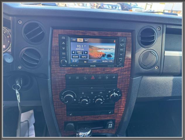 used 2008 Jeep Commander car, priced at $10,999