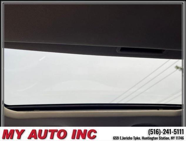 used 2010 Jeep Grand Cherokee car, priced at $10,999