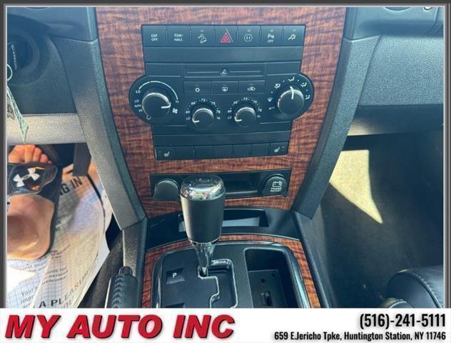 used 2008 Jeep Commander car, priced at $10,999