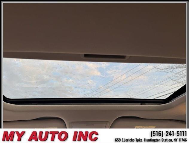 used 2010 Jeep Grand Cherokee car, priced at $9,999