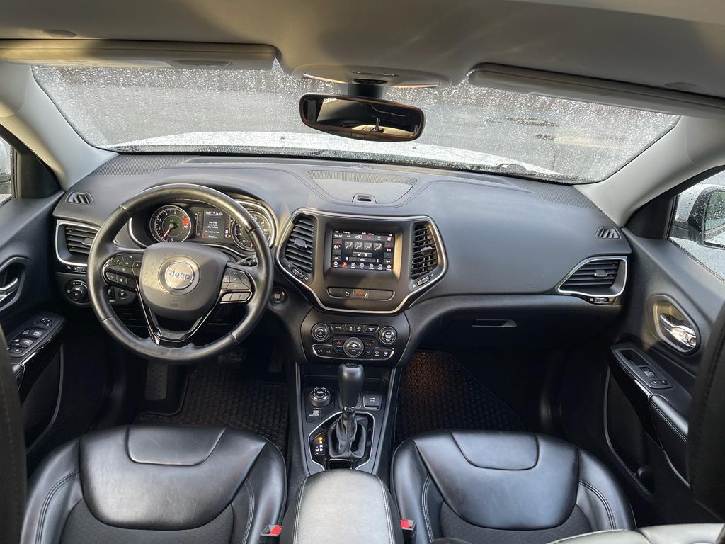 used 2020 Jeep Cherokee car, priced at $17,475