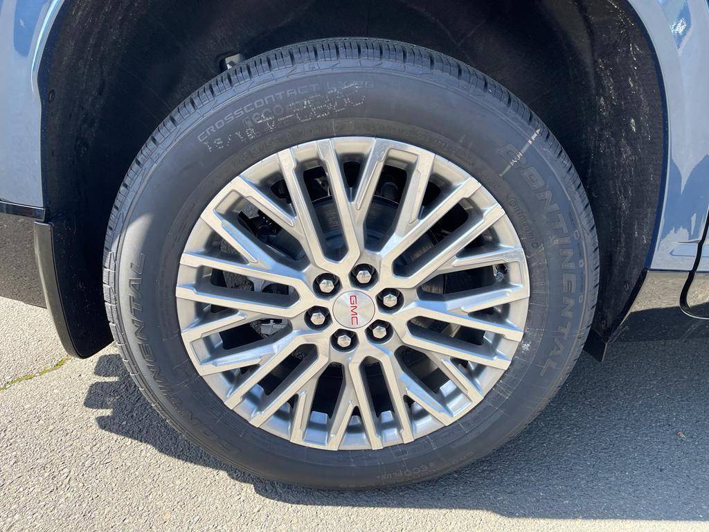 new 2026 GMC Acadia car, priced at $65,850