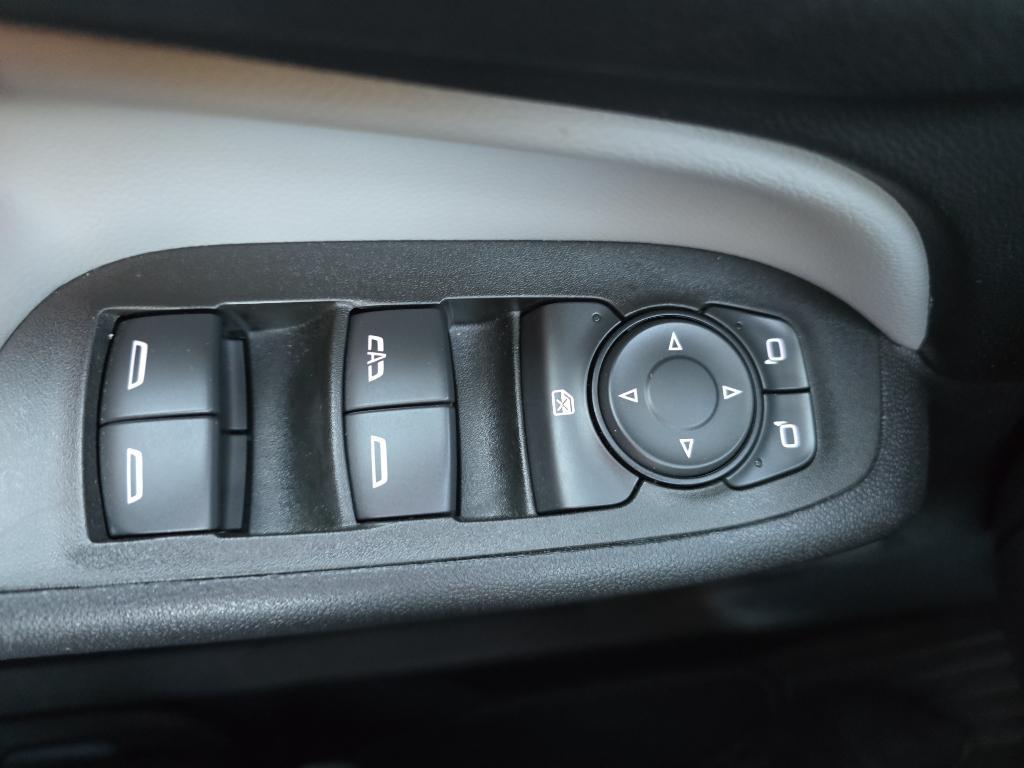 used 2022 Chevrolet Equinox car, priced at $21,099