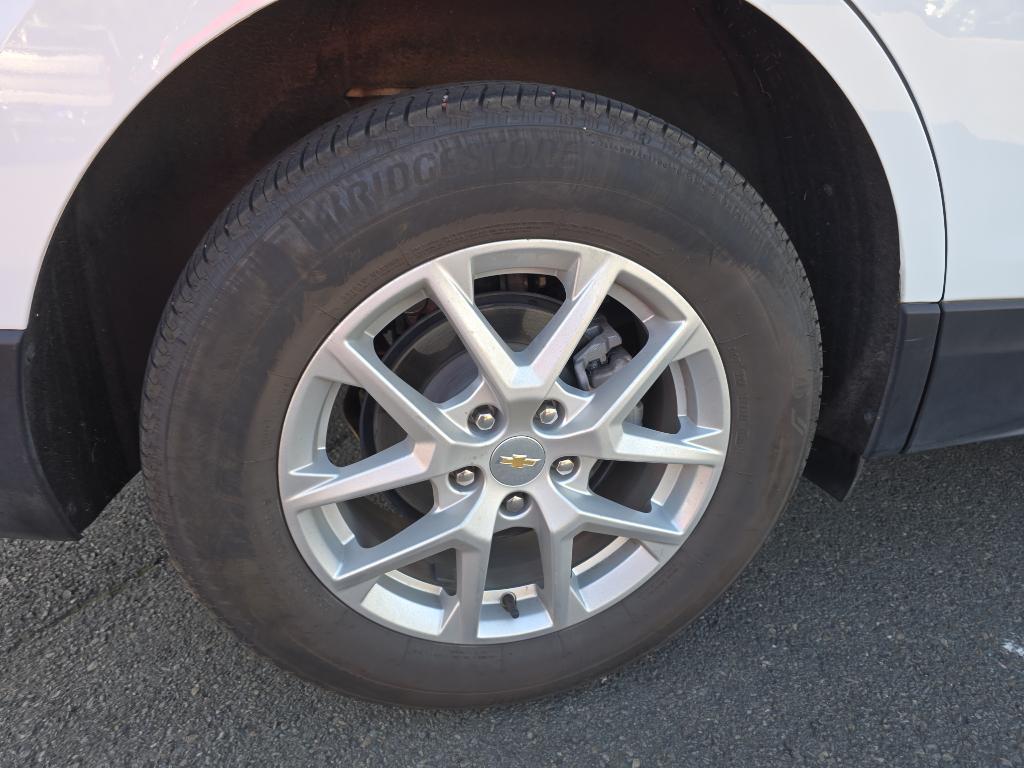 used 2022 Chevrolet Equinox car, priced at $21,099