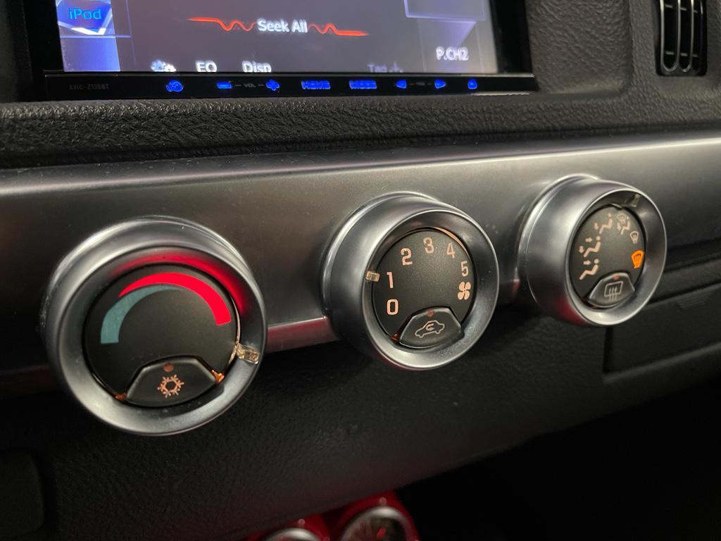 used 2005 Chevrolet SSR car, priced at $21,995