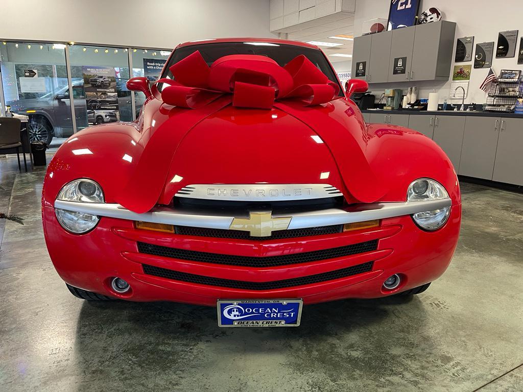 used 2005 Chevrolet SSR car, priced at $21,995