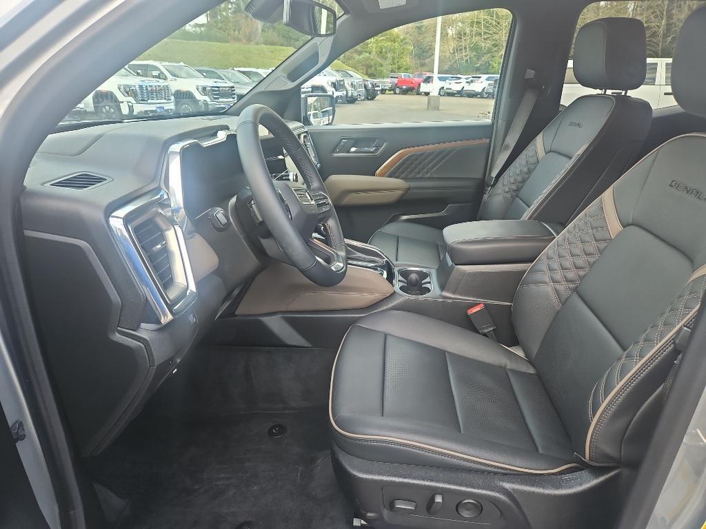used 2023 GMC Canyon car, priced at $43,120
