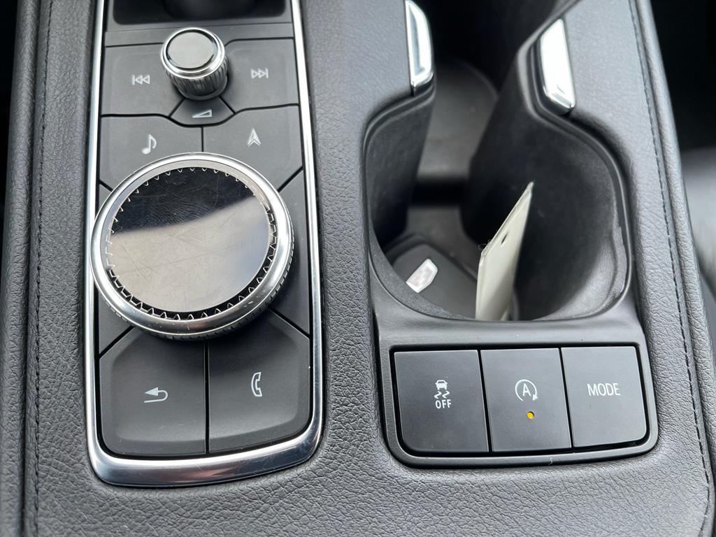 used 2021 Cadillac XT4 car, priced at $26,250