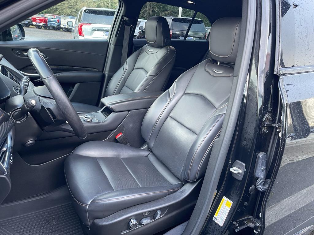 used 2021 Cadillac XT4 car, priced at $26,250