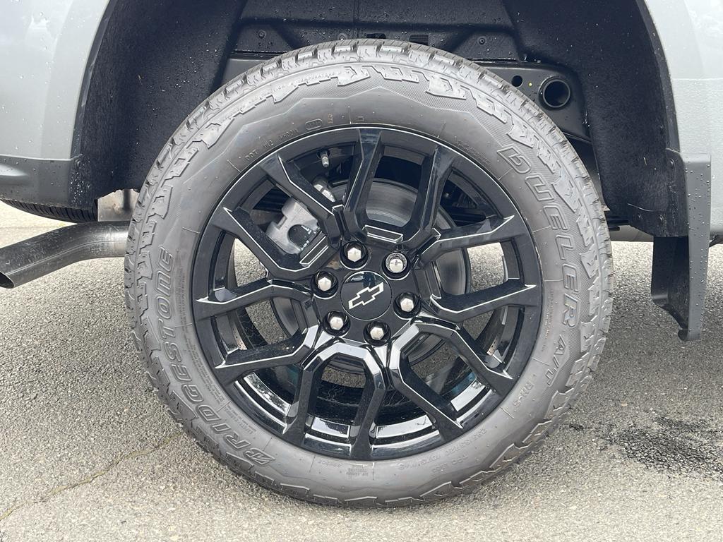 new 2025 Chevrolet Colorado car, priced at $48,665