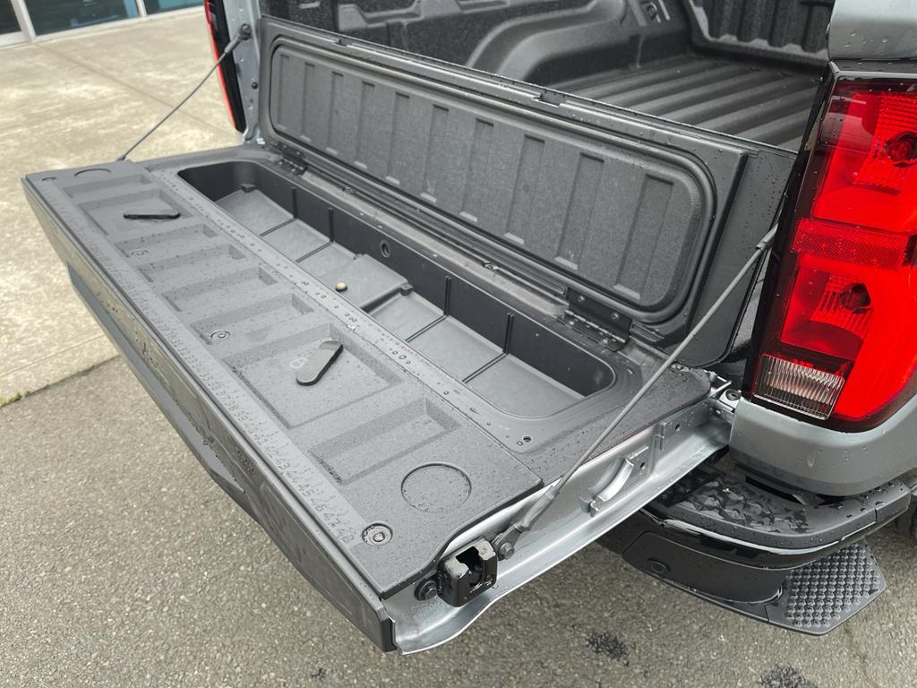 new 2025 Chevrolet Colorado car, priced at $48,665