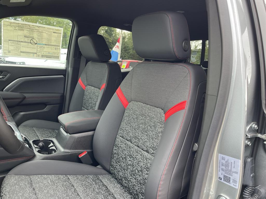 new 2025 Chevrolet Colorado car, priced at $48,665