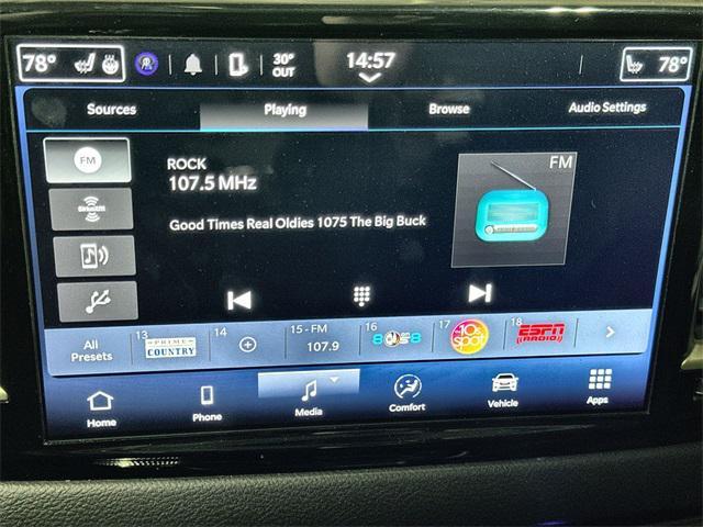 used 2024 Chrysler Pacifica car, priced at $28,043