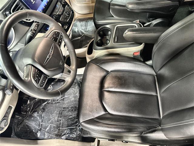 used 2024 Chrysler Pacifica car, priced at $28,043
