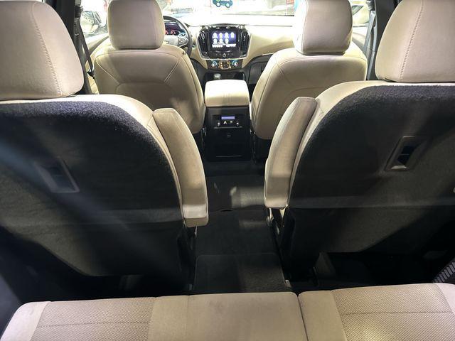 used 2023 Chevrolet Traverse car, priced at $28,950