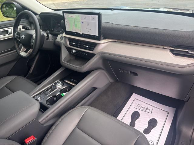new 2025 Ford Explorer car, priced at $41,755
