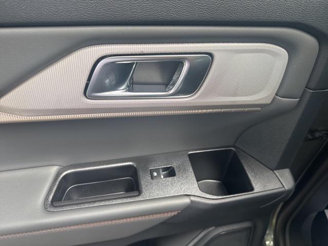 new 2025 Ford Explorer car, priced at $41,755