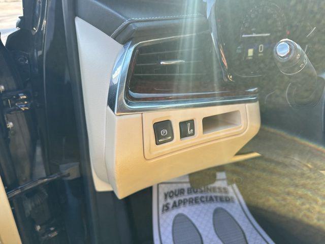 used 2018 Cadillac XT5 car, priced at $16,951