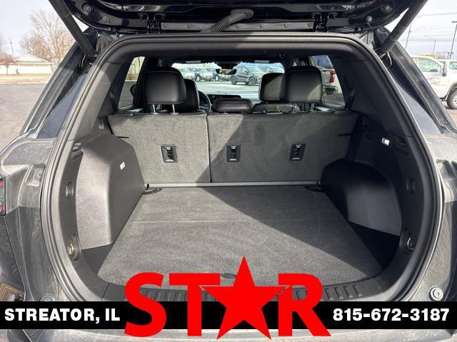 used 2025 Chevrolet Equinox car, priced at $28,951