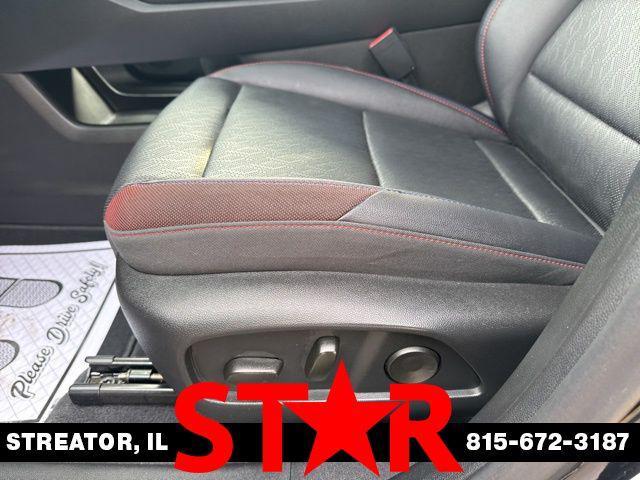 used 2025 Chevrolet Equinox car, priced at $28,951