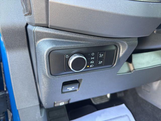 new 2025 Ford Bronco car, priced at $39,451