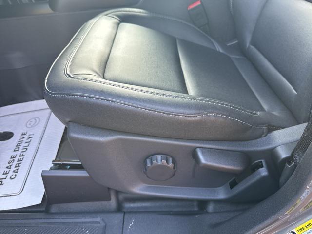 new 2025 Ford Bronco car, priced at $52,535