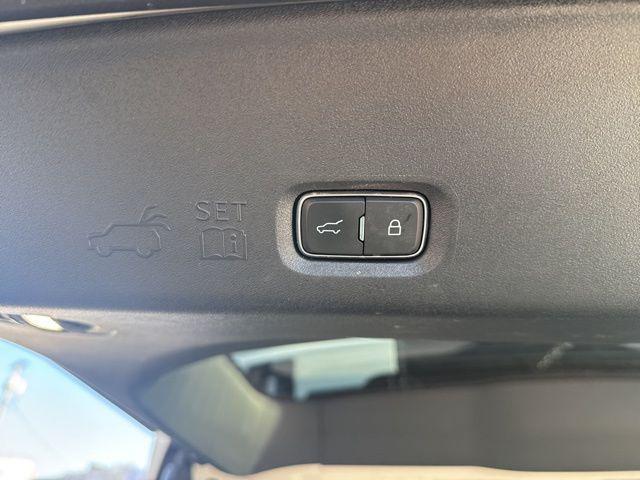 used 2025 Ford Expedition car, priced at $70,951